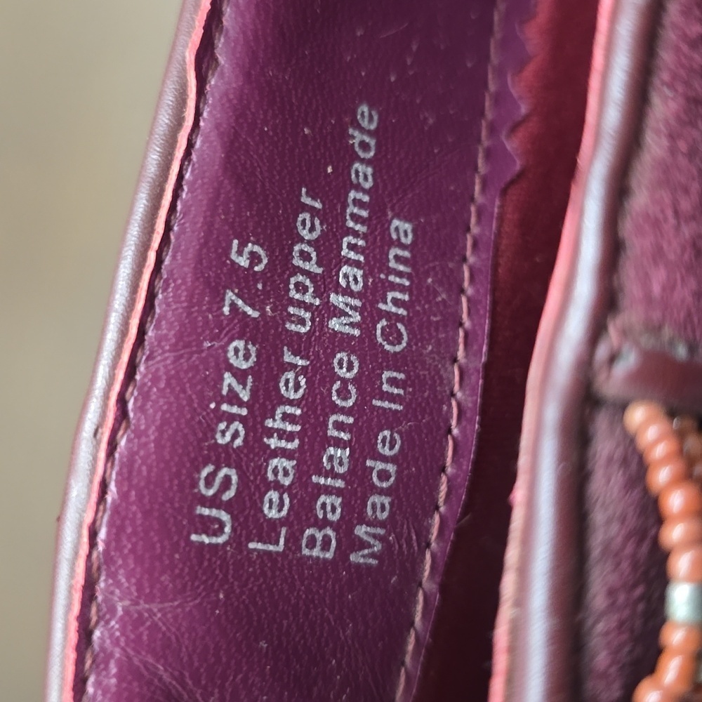 SBICCA Women's 7.5 Maroon Beaded Suede Ankle Boots Booties - Burgundy - Picture 5 of 5